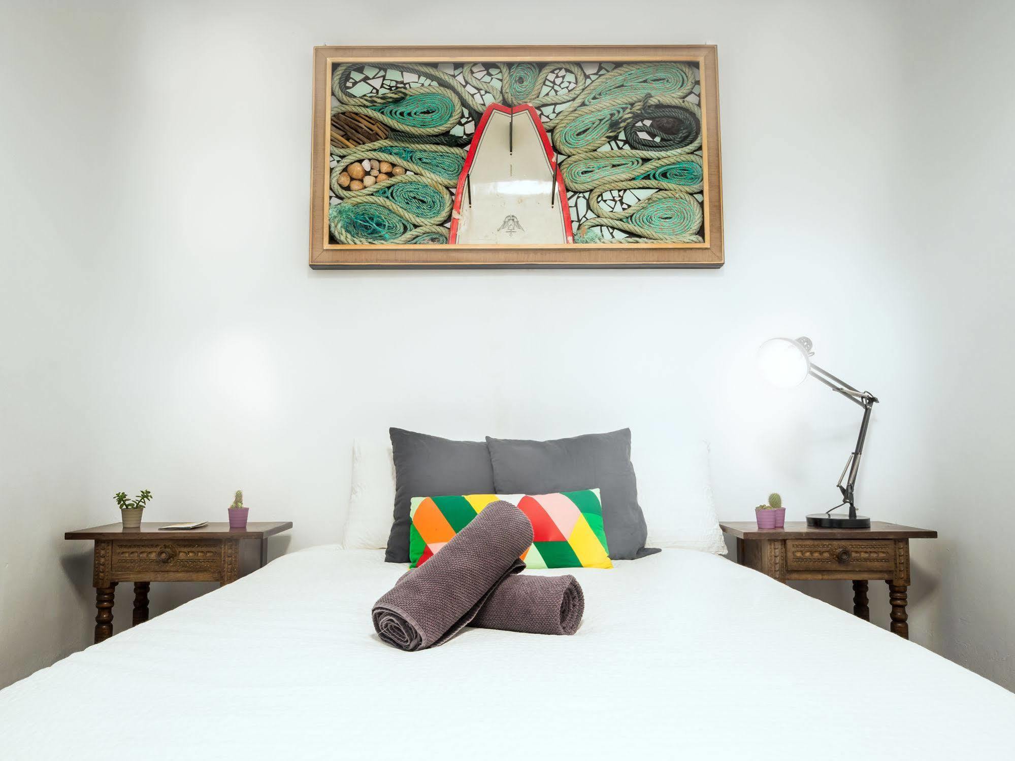 Off Beat Guesthouse - Self-Check-In - Sleep Conscious Сан-Себастьян Экстерьер фото
